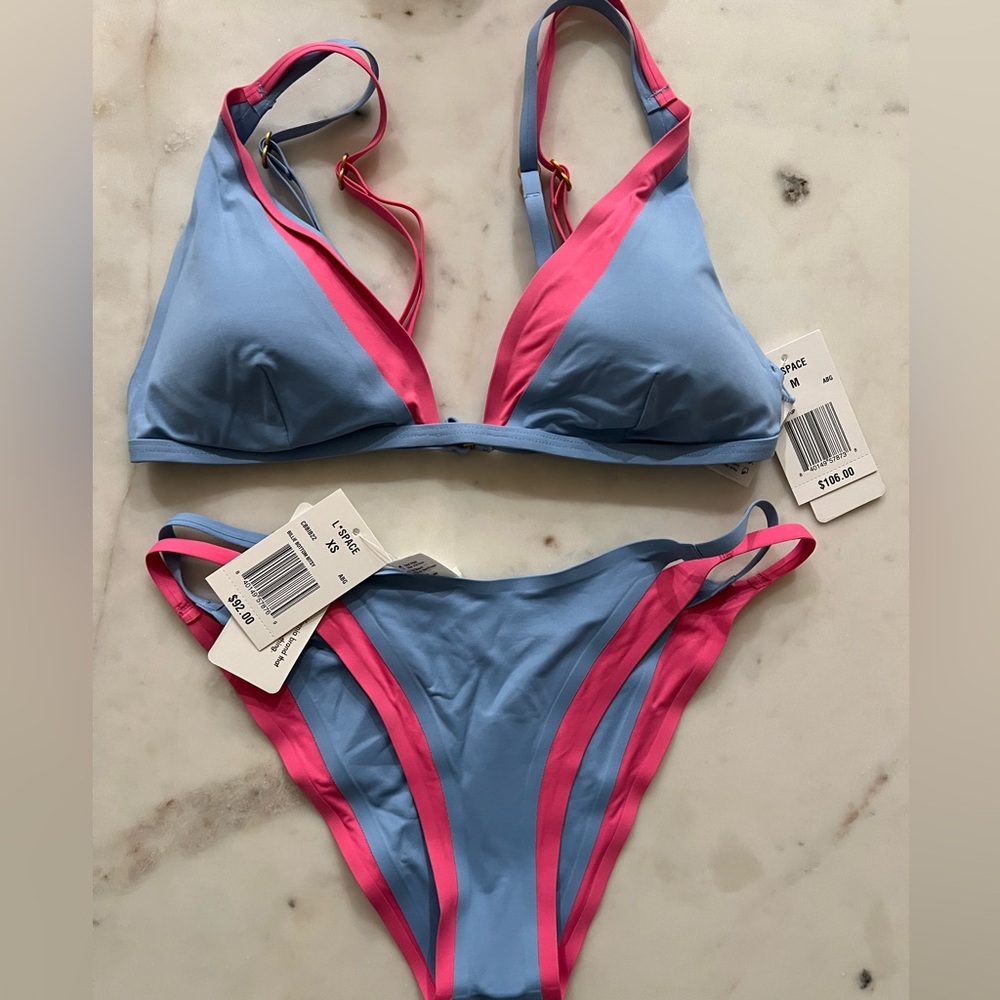 Selling bikini top and bottom.